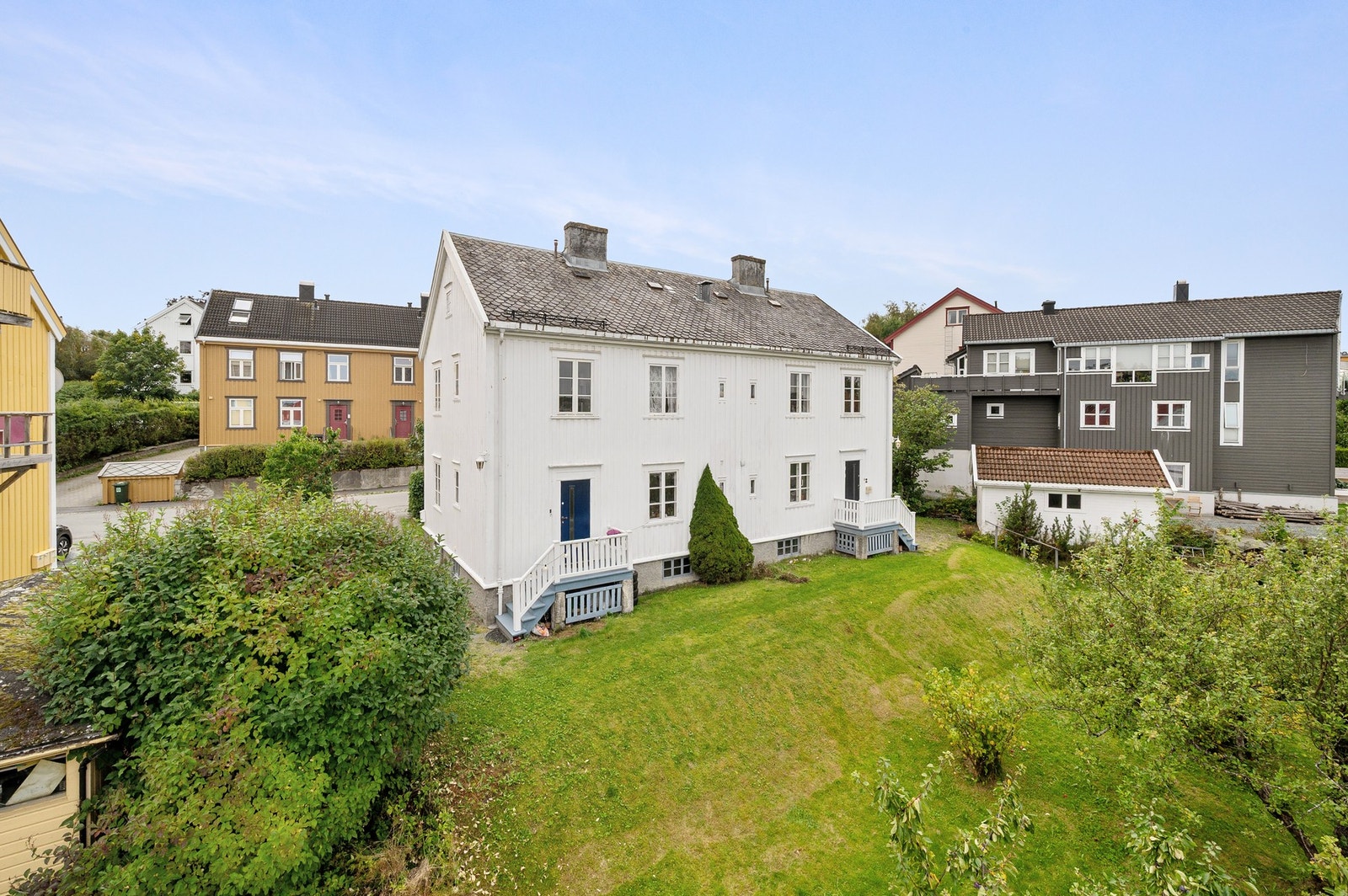 EiendomsMegler 1 ved Markus Tangvik har gleden av å presentere en flott eiendom i Weidemanns vei 46. Foto: Krokstad&Nervik Galleribilde