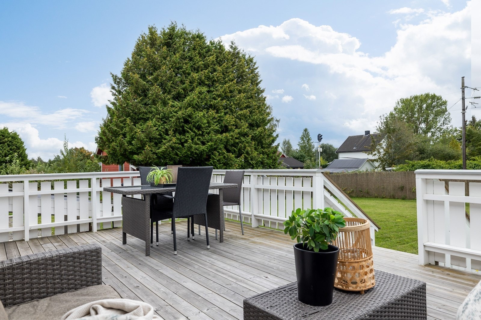 Direkte adkomst fra terrassen og til hagen. Galleribilde