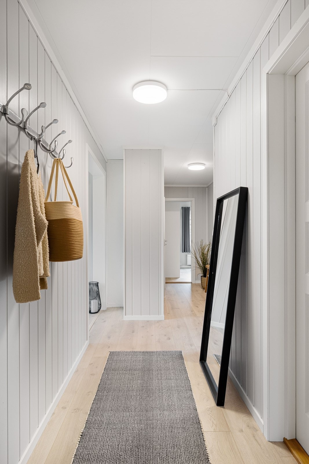 Boligen ble oppgradert i perioden 2021-2023 hvor blant annet alle innvnedige overflater ble oppgradert. Galleribilde