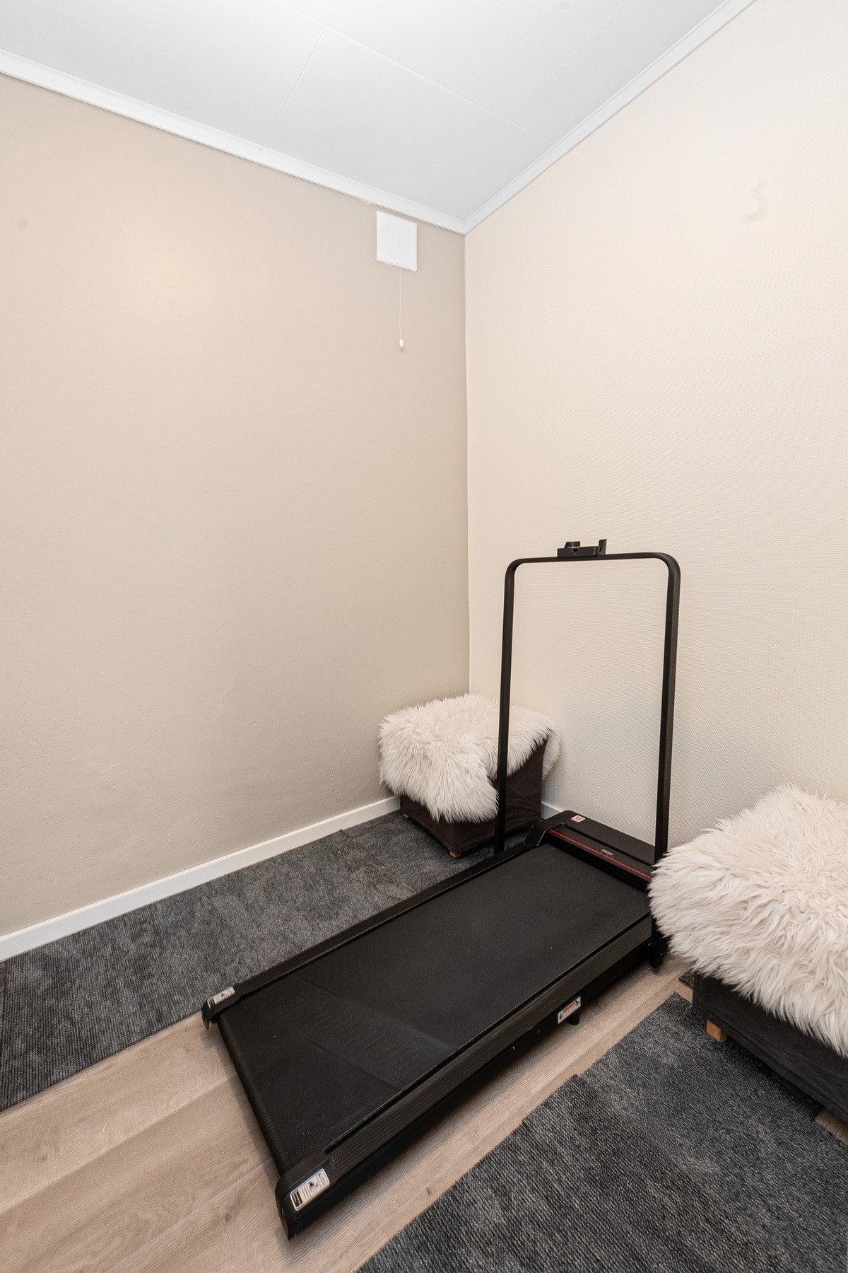 Det er to boder i underetasje med god lagringsplass. Galleribilde