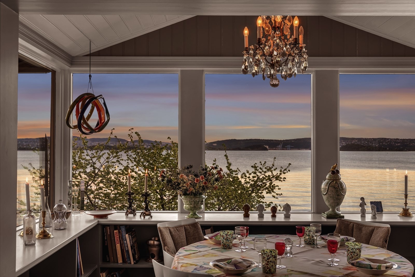 Nedre Movei 40A+B - En strandidyll av det sjeldne Galleribilde