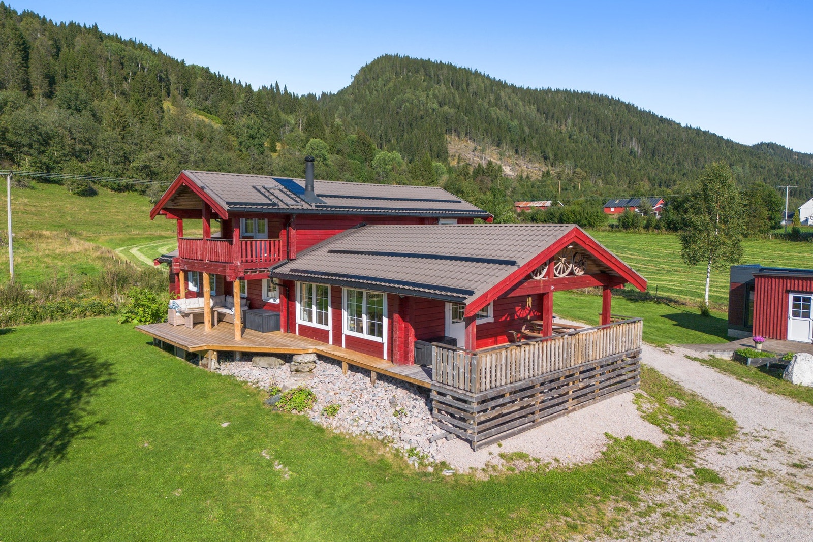 Velkommen inn i eneboligen som ble oppført i 2015! Galleribilde