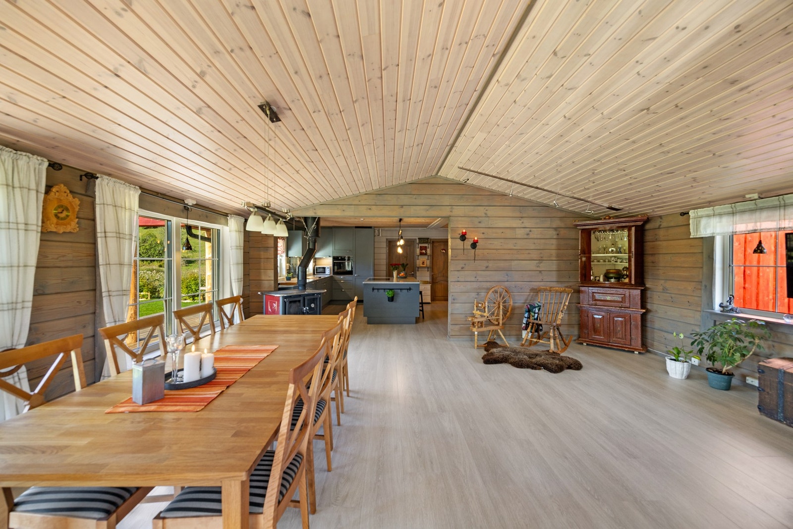 Stue - 36 kvm. Galleribilde