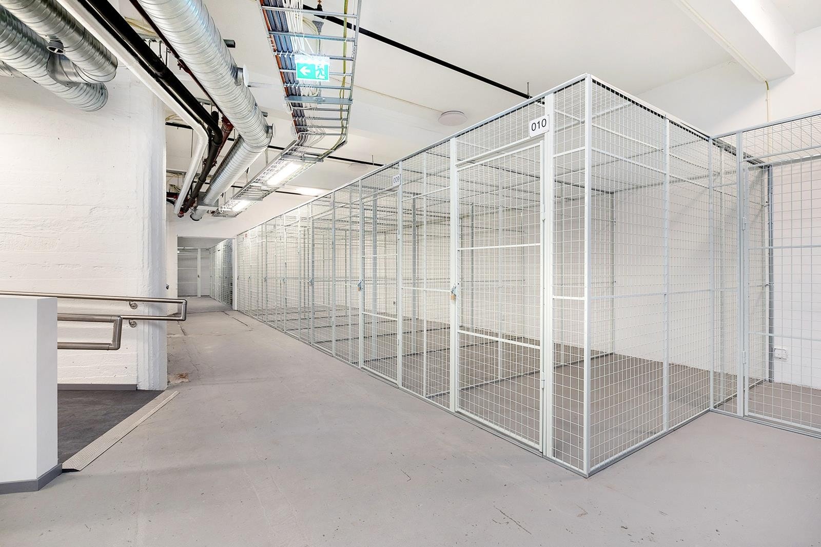 Boder i kjelleretasje Galleribilde