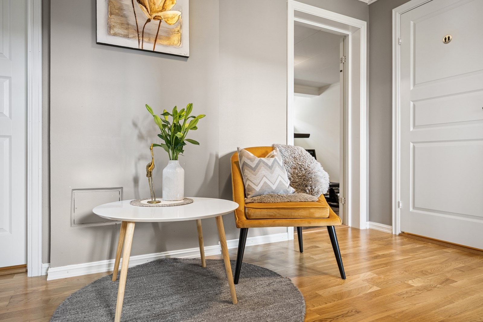 Hall i u.etg. Galleribilde