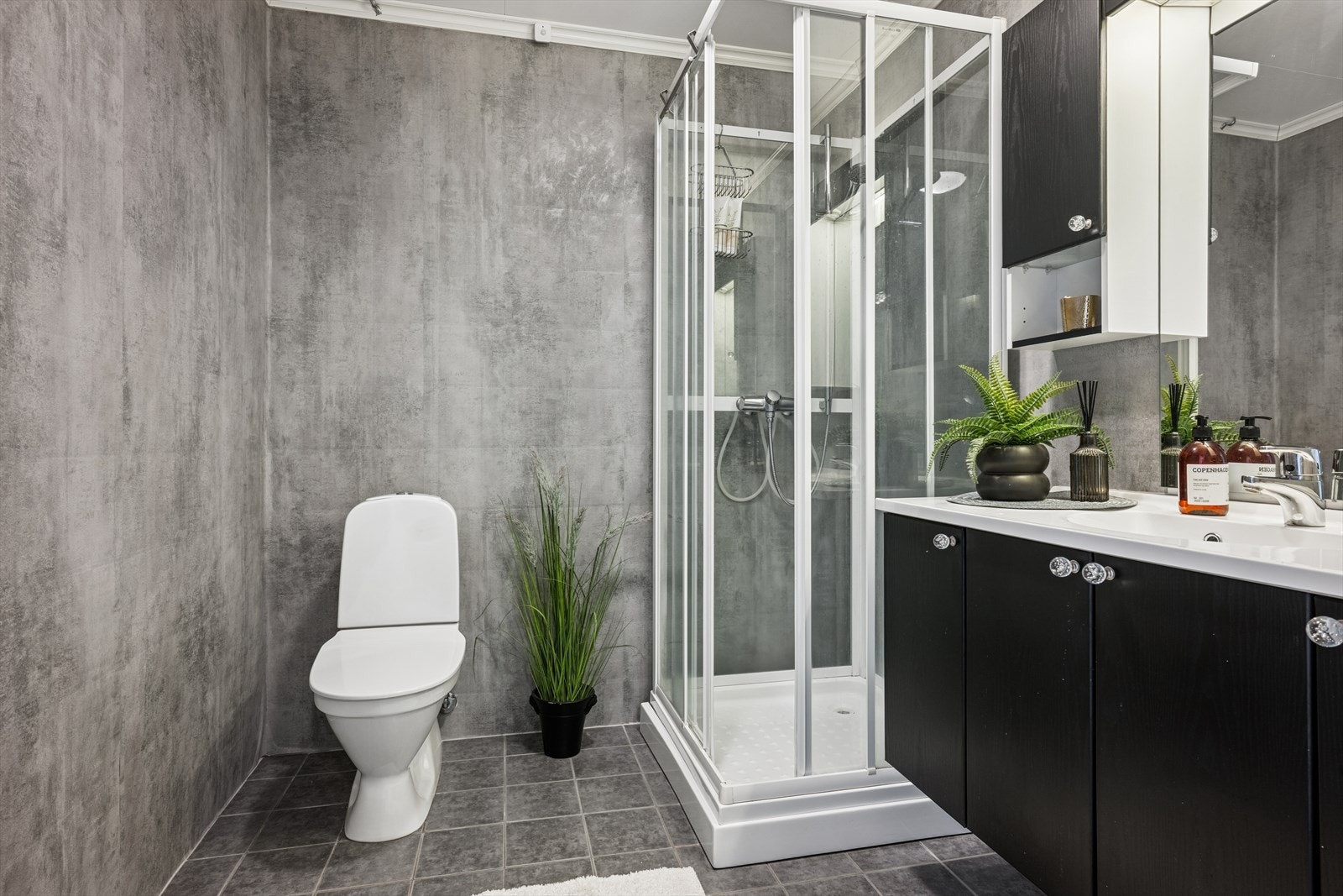 Pent bad i u.etg. Galleribilde