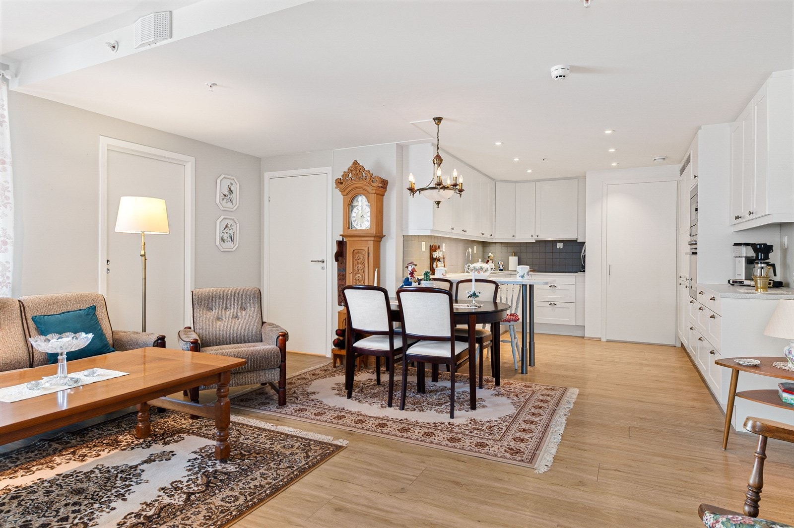 Meget flott sentrumsleilighet i 2. etasje med 3 soverom. Galleribilde