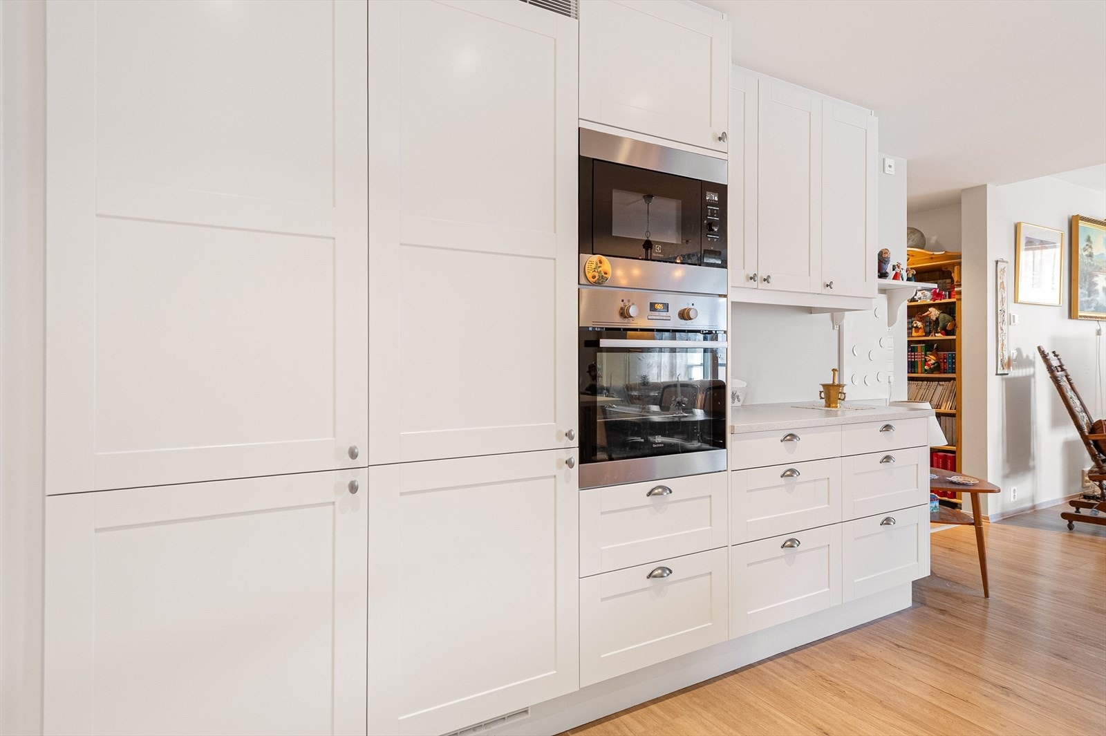 Eget fryseskap og kjøleskap. Galleribilde