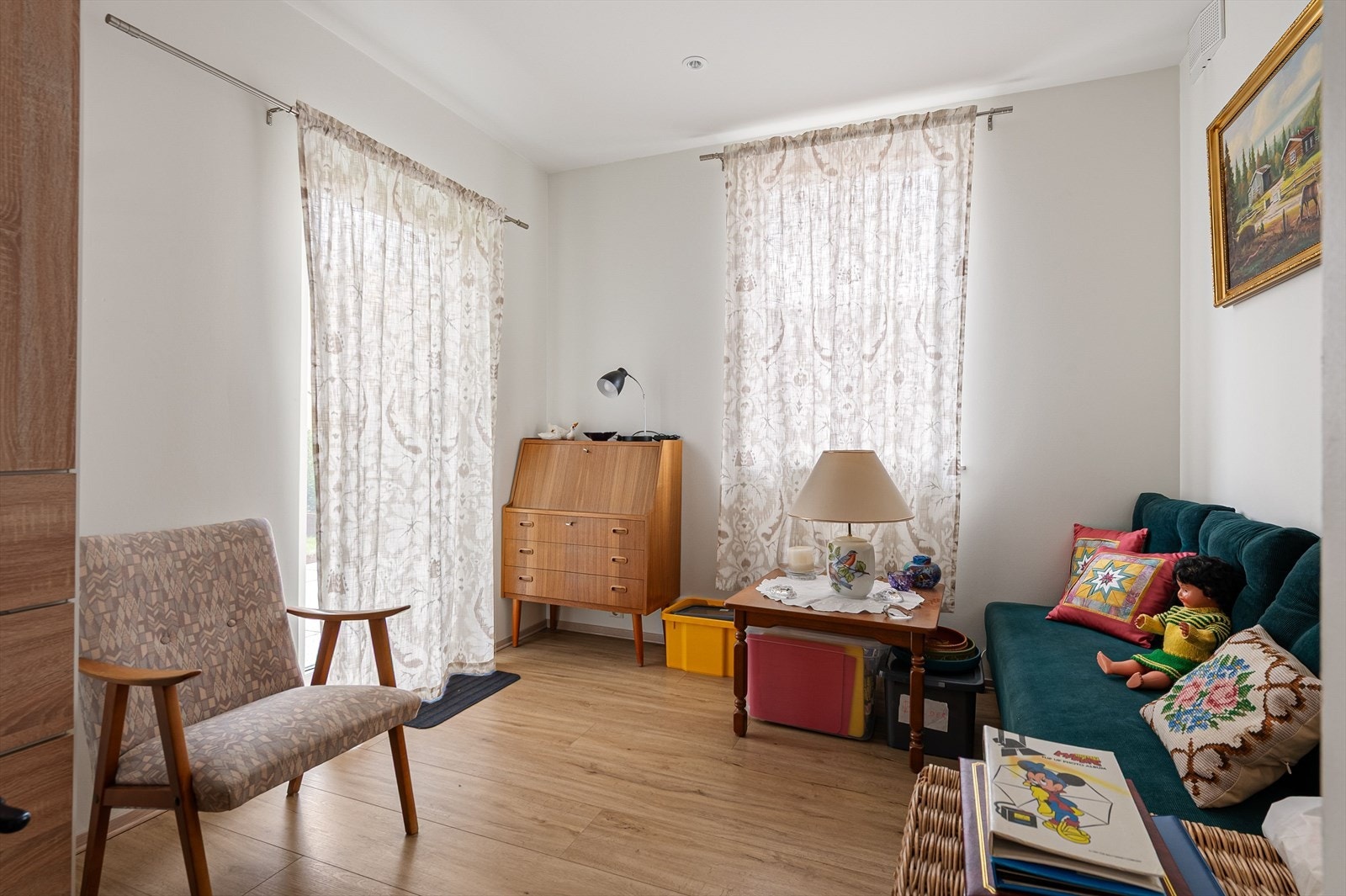 Soverom 2 med utgang til uteplass. Galleribilde