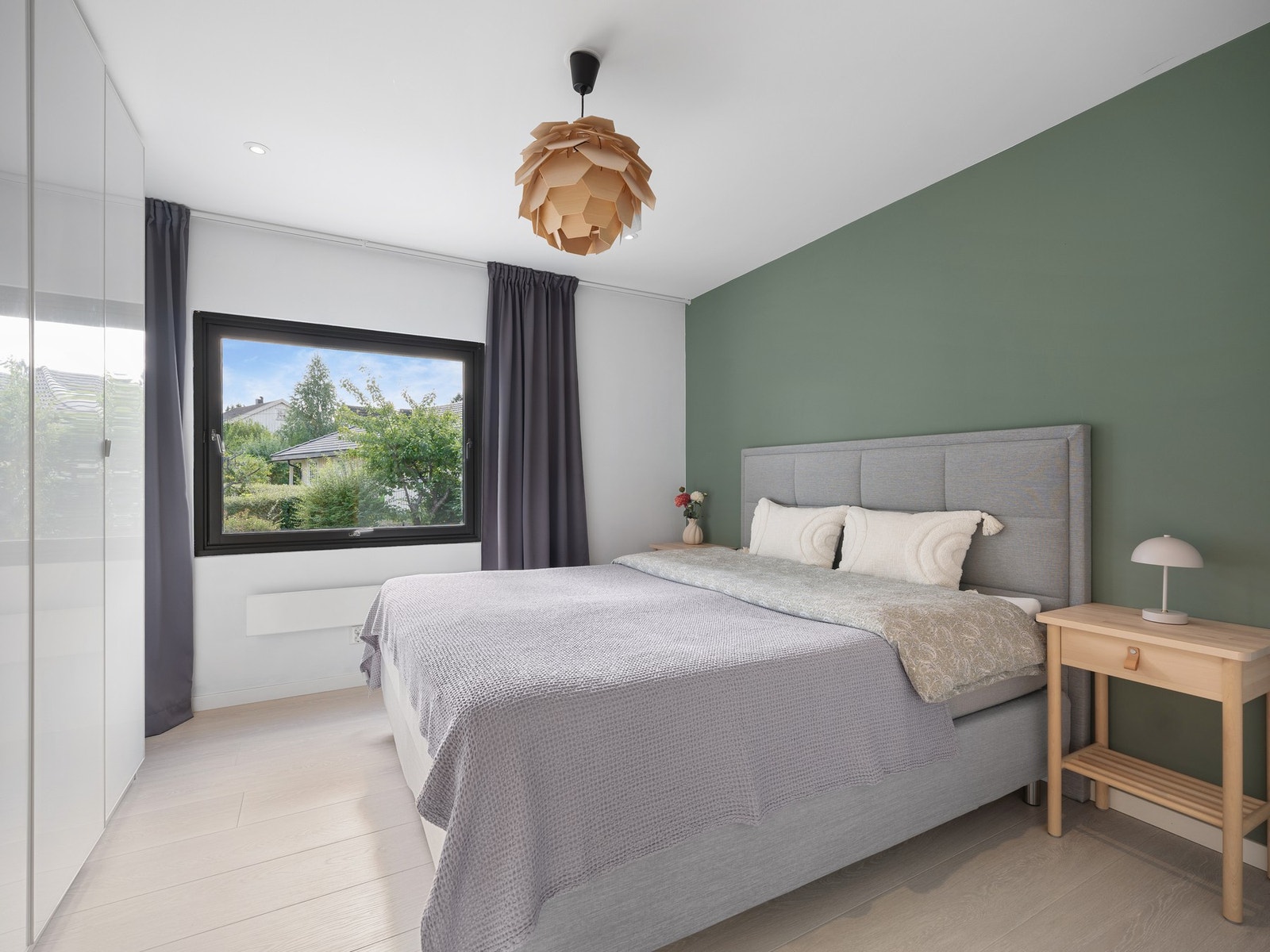 Romslig hovedsoverom Galleribilde