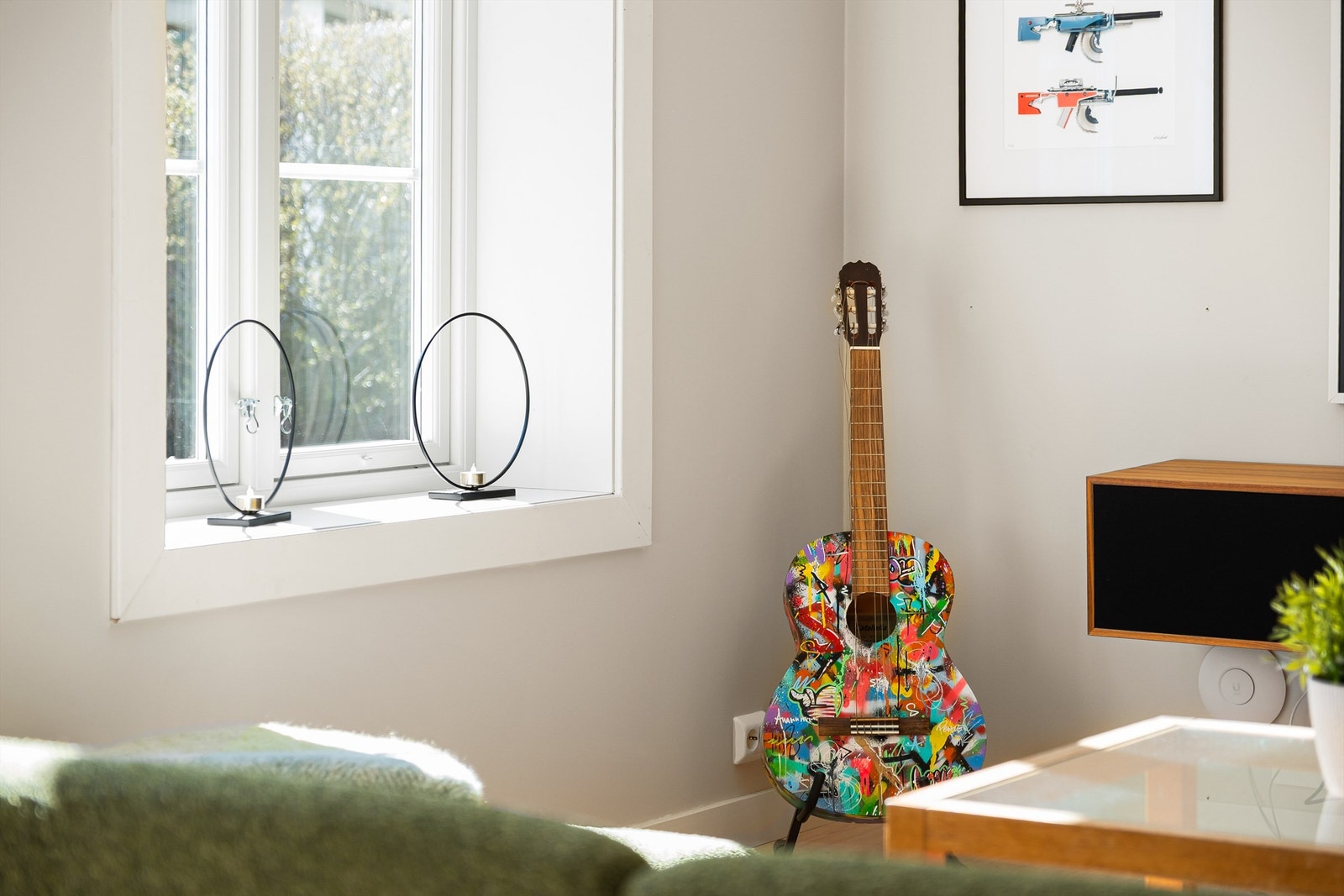 For dekorerende pyntegjenstander er dype vinduskarmer ypperlig. Galleribilde