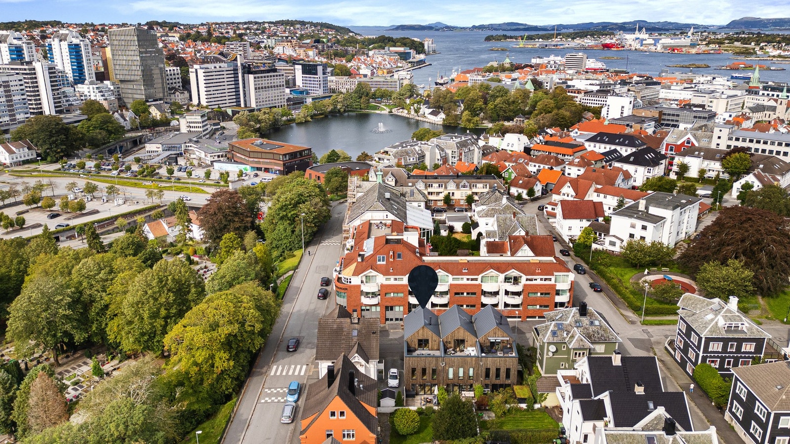 For den tur- og treningsglade er det heller ikke langt til flotte turområder langs Godalen. Her er det også flere lune viker og badeplasser på veien. Galleribilde