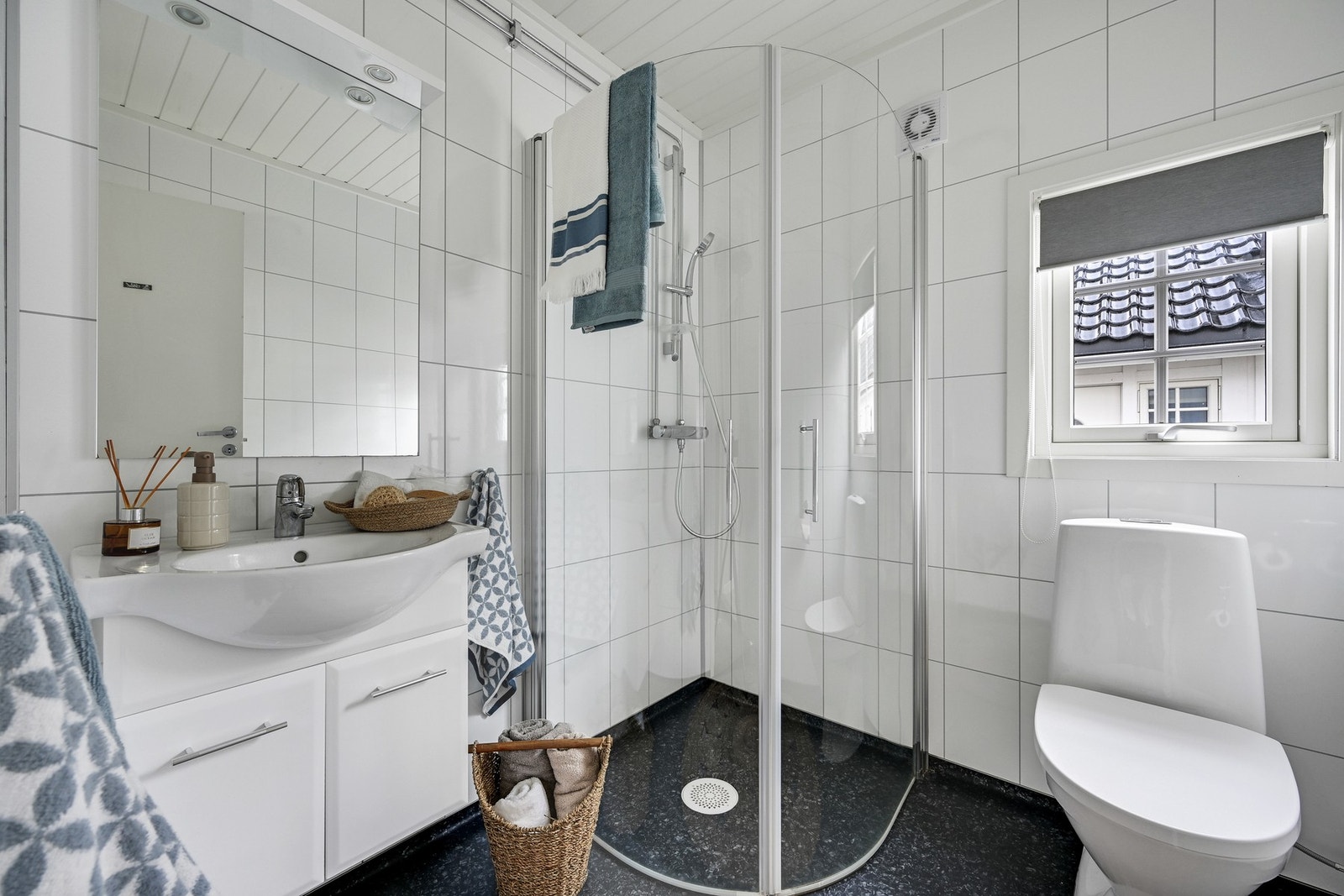 Nyere bad i hovedhytta Galleribilde