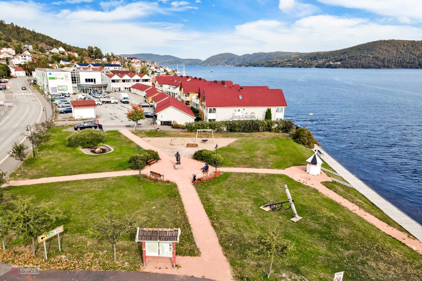 Flotte turmuligheter langs kyststien samt fiske- og bademuligheter i umiddelbar nærhet Galleribilde