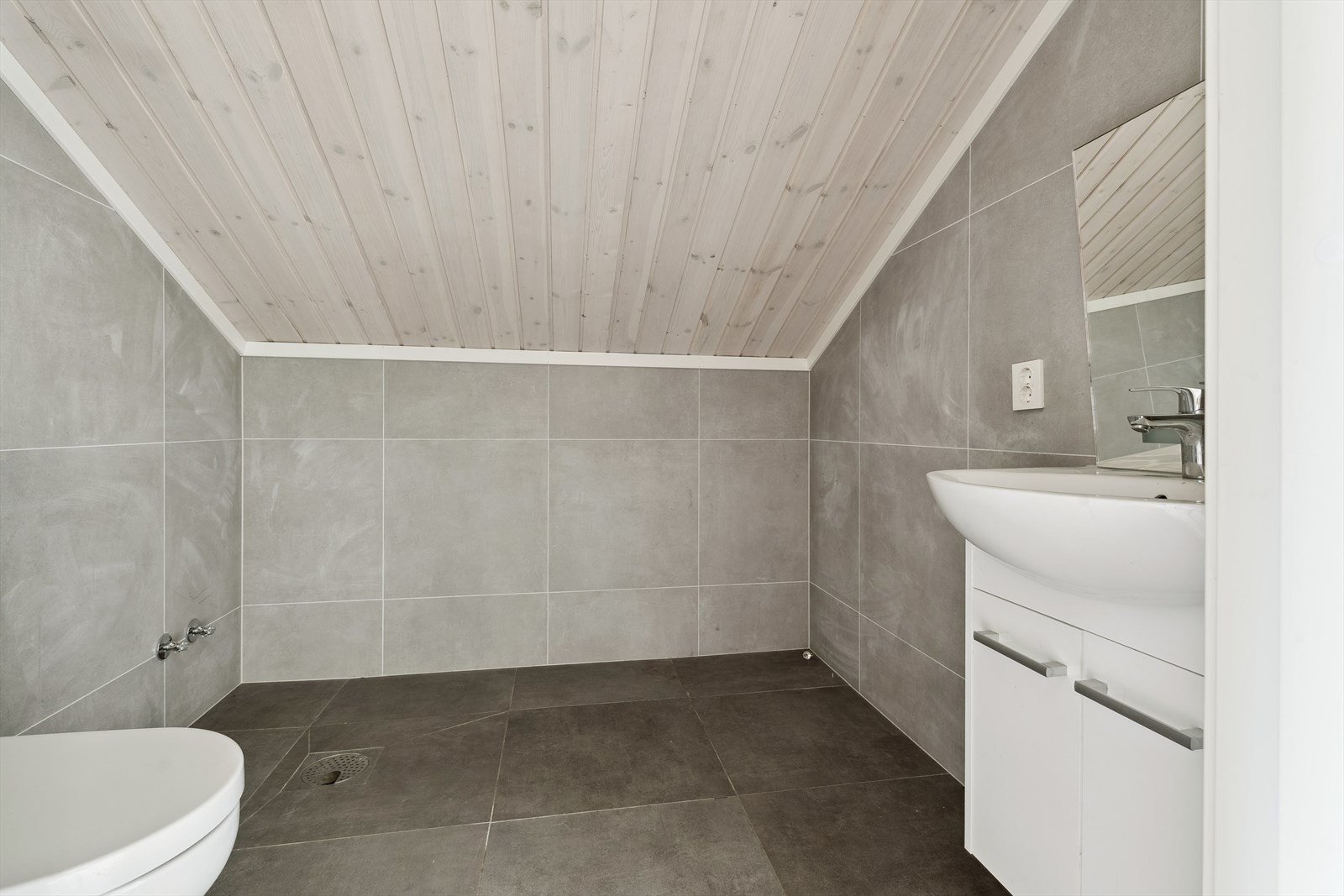 Det er også et bad i 2. etasje. Galleribilde