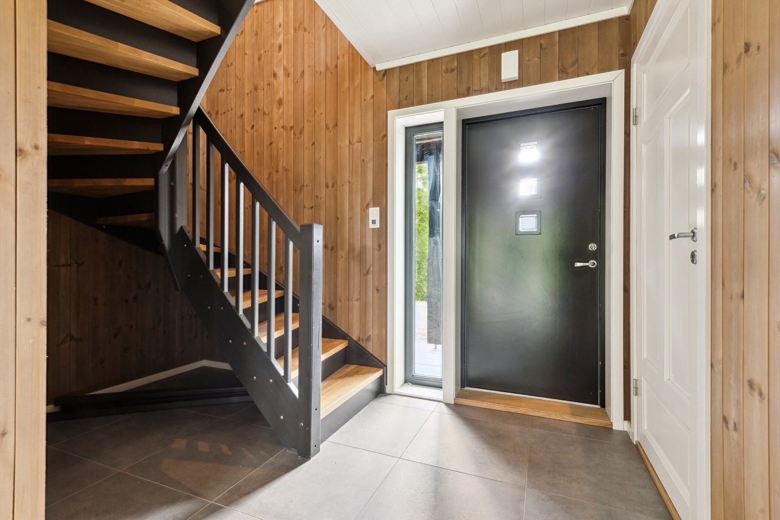 Velkommen inn i entreen. Galleribilde