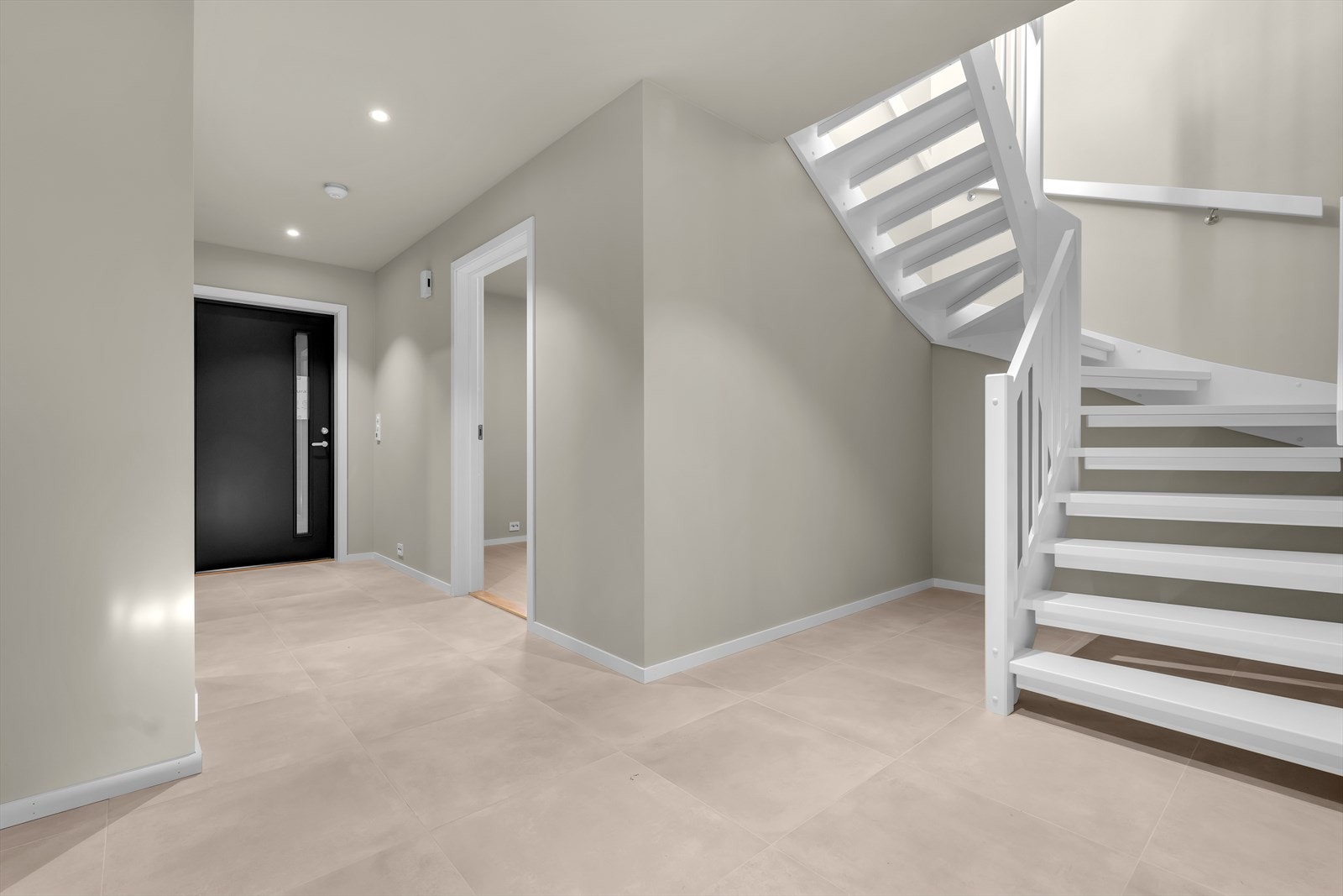 Hall m/trapp Galleribilde