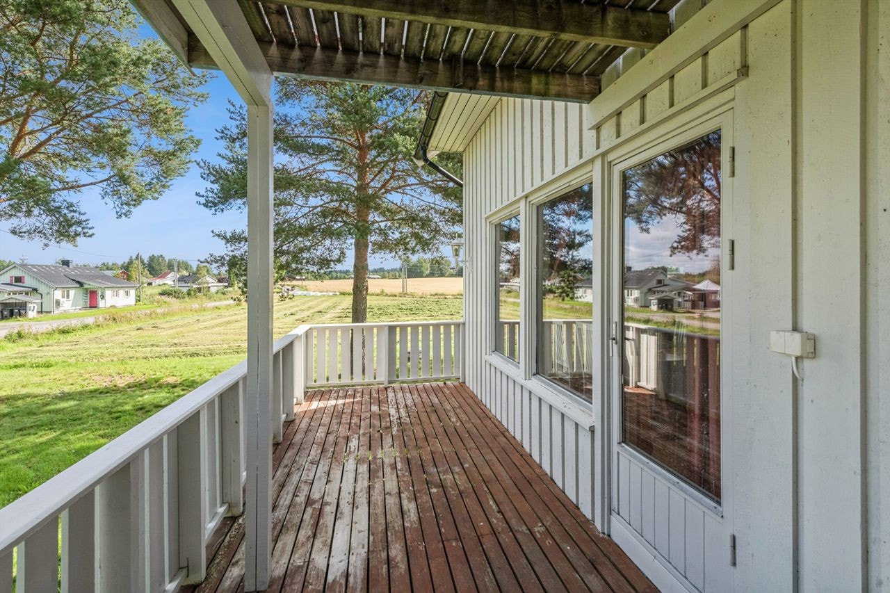 Stueterrassen. Galleribilde