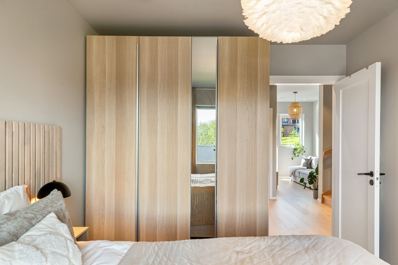 Hovedsoverommet er et rolig og privat rom med gode møbleringsmuligheter. Galleribilde