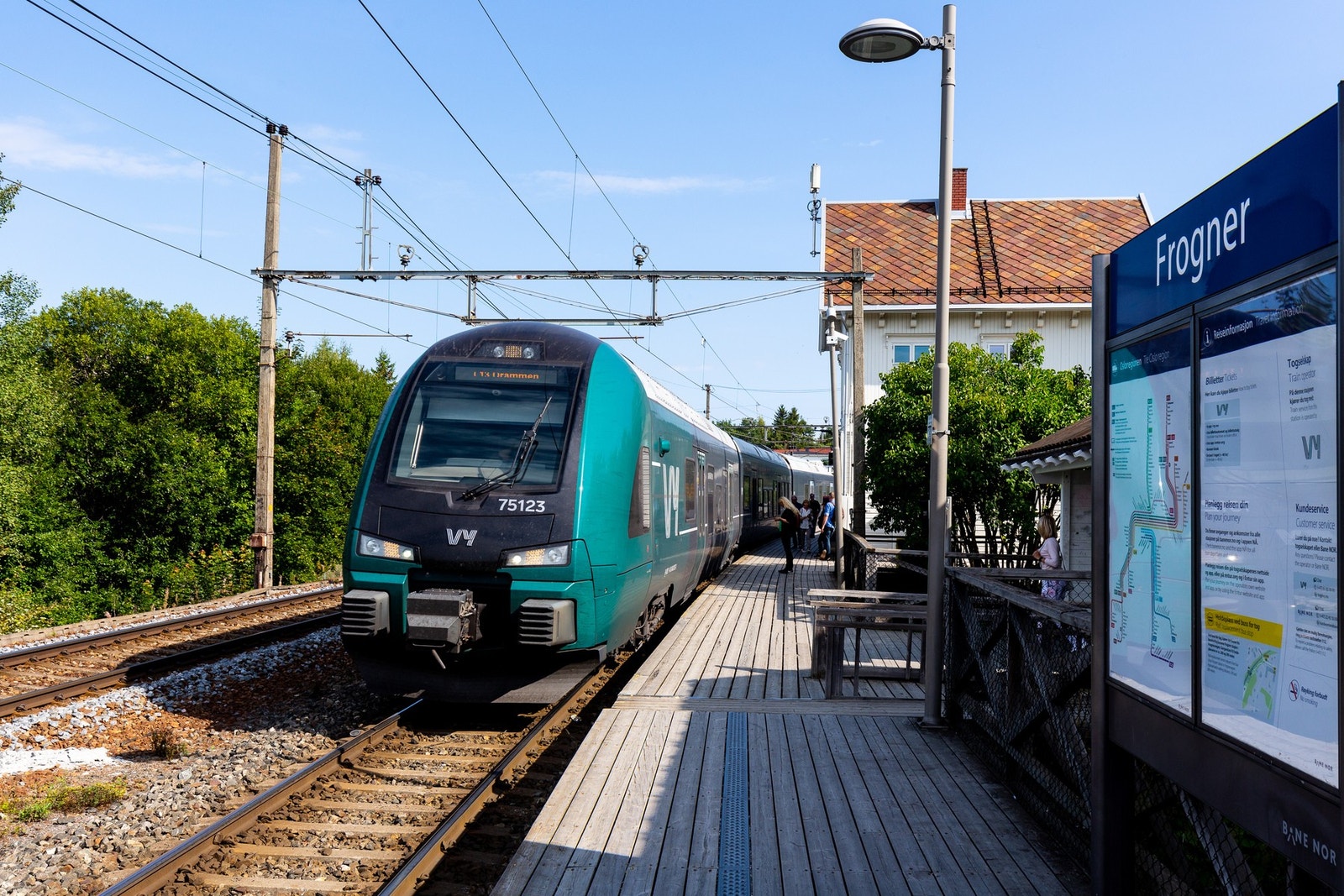 Kort vei til Frogner togstasjon med bil. Galleribilde