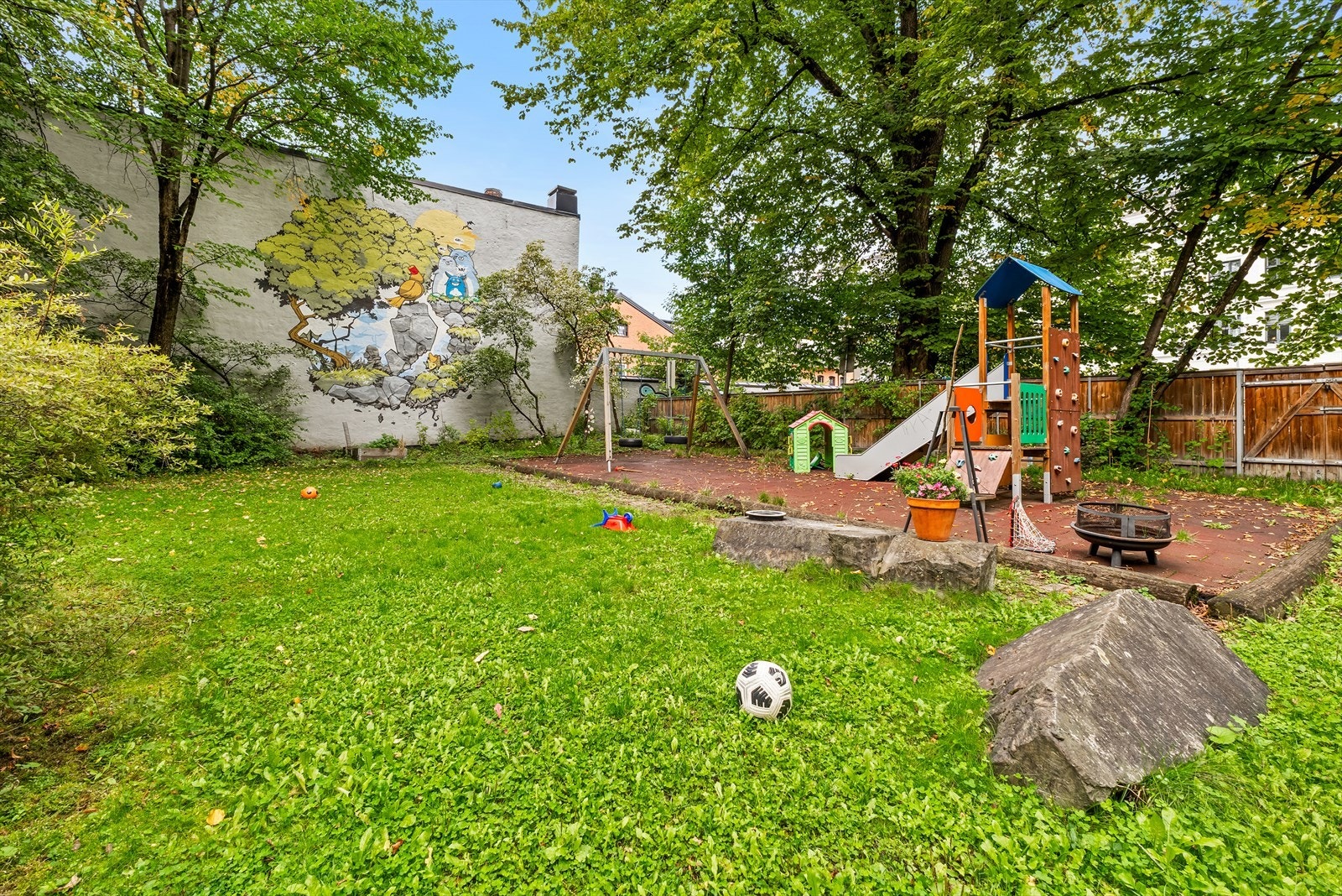 Lekeplass for de minste. Galleribilde