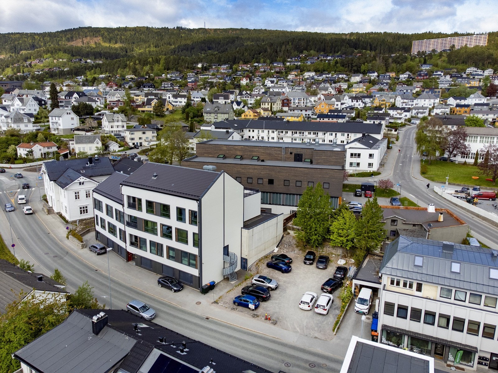 Møremegling har gleden av å presentere næringstomt med sental beliggenhet Galleribilde