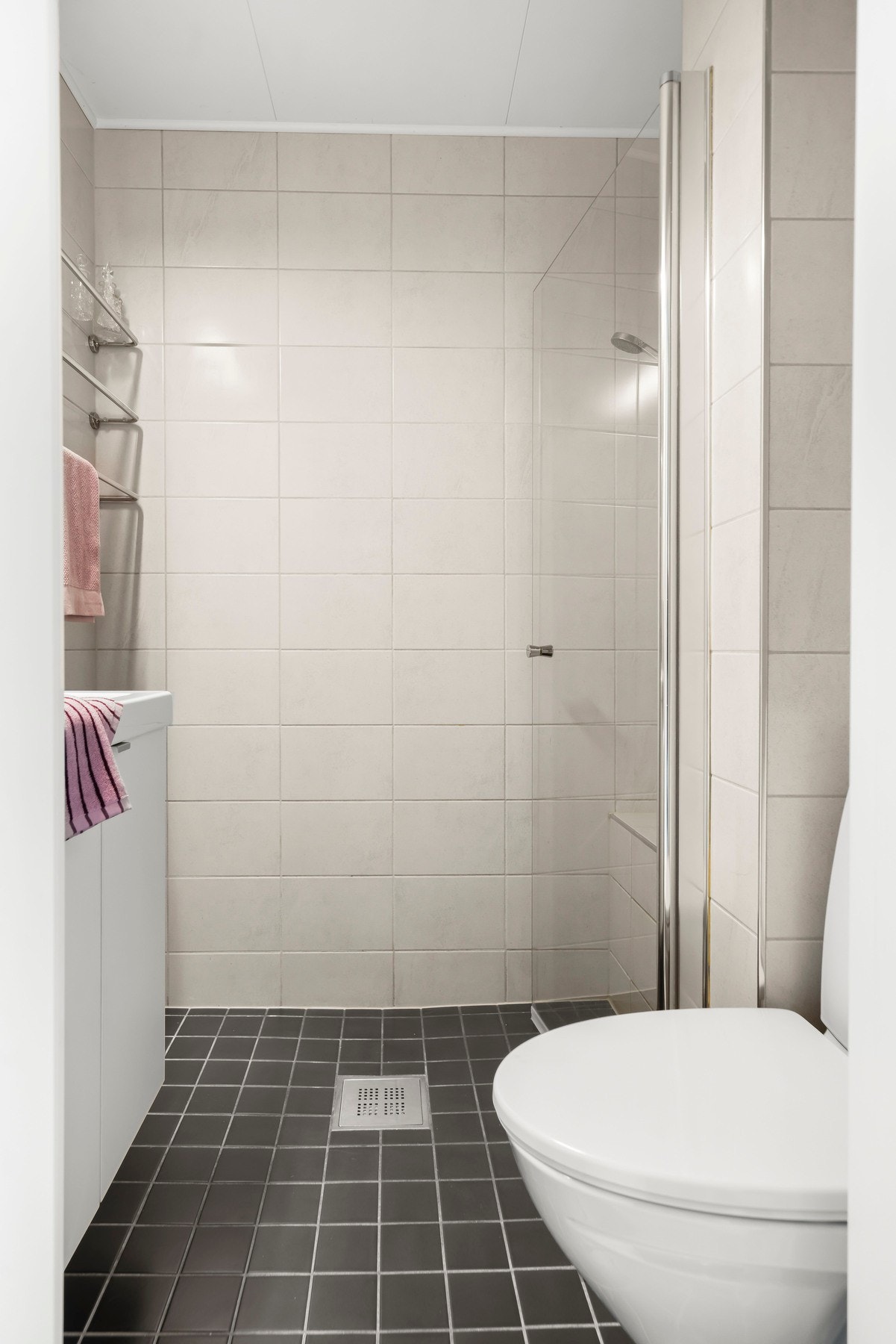 Det er varmekabler i gulvet på badet. Galleribilde