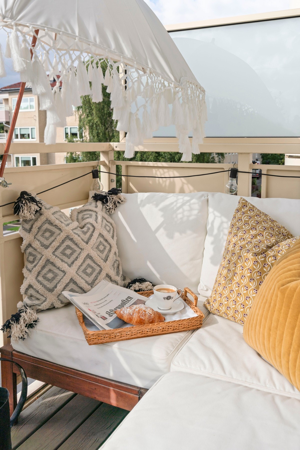 Uteplassen fremstår som en forlengelse av stuen. Galleribilde