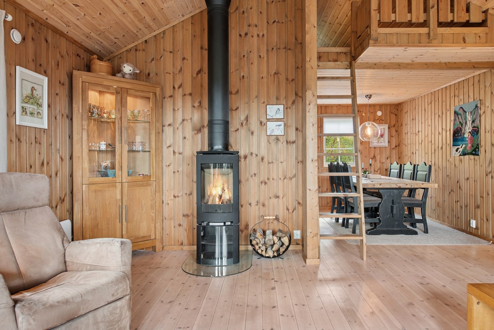 Peisovnen skaper lun stemning og varme på kjølige dager. Galleribilde