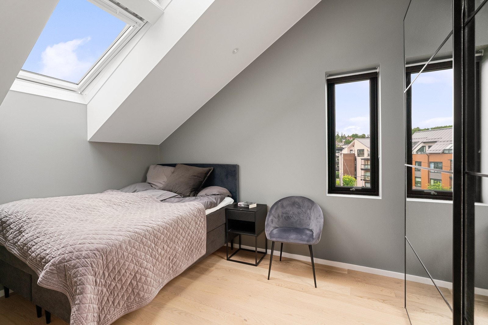 Soverom 2 og 3 er også av god størrelse Galleribilde