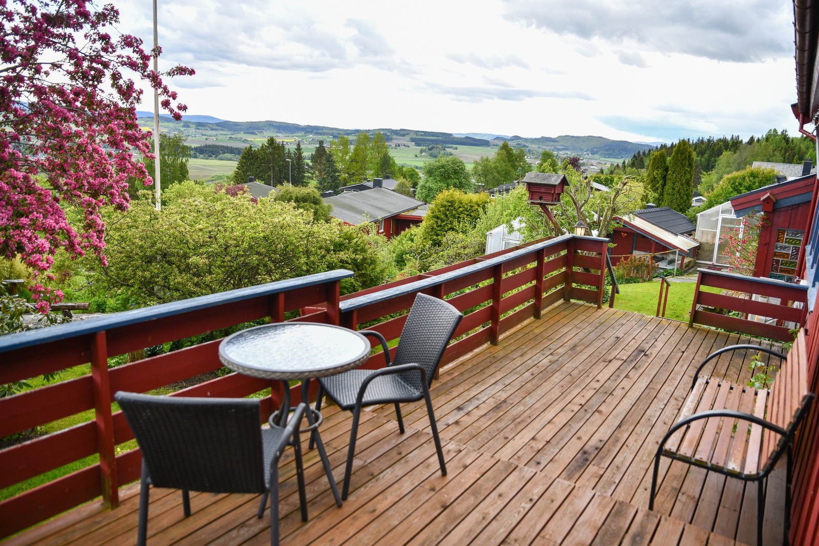Flott utsikt fra terrasse Galleribilde