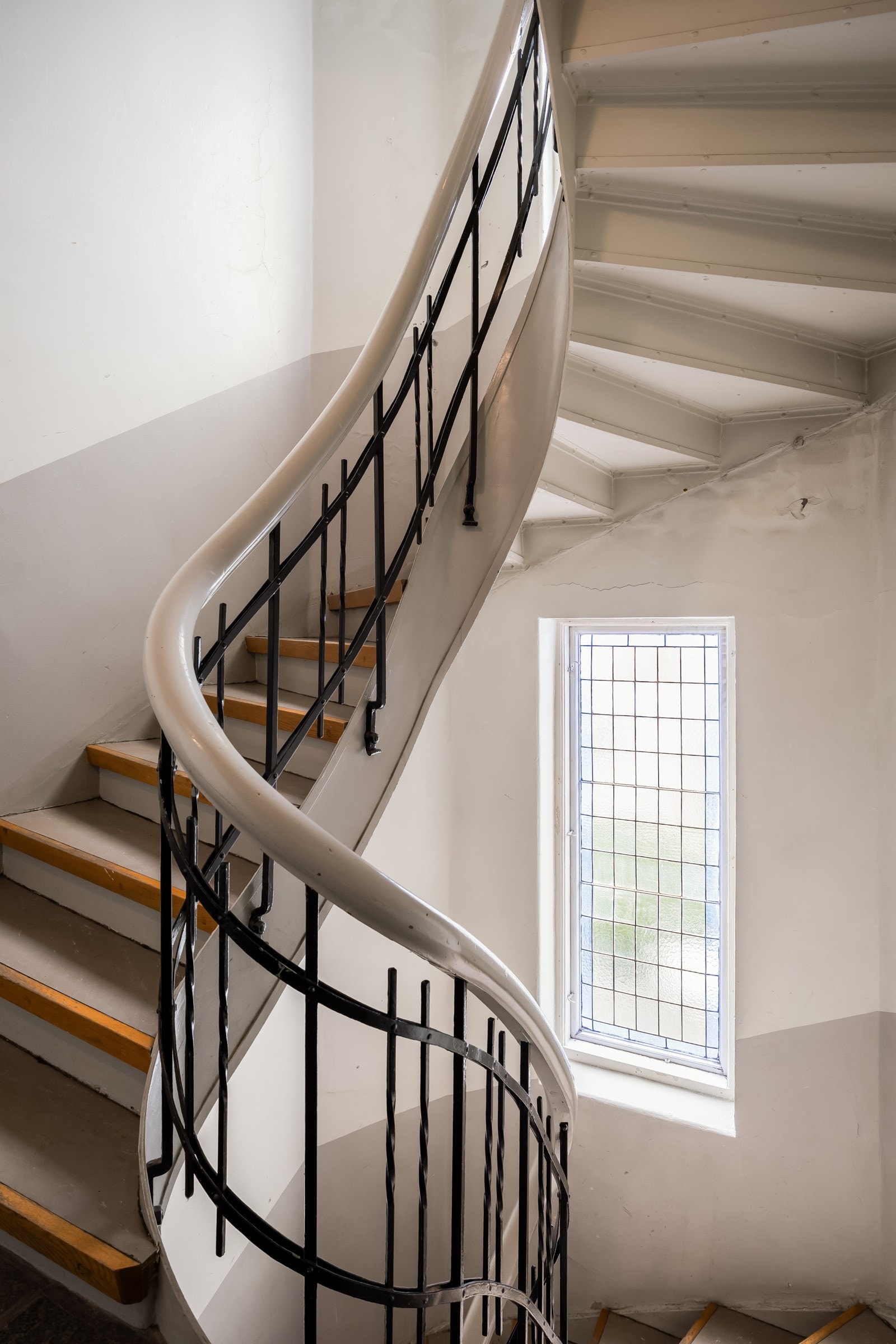 Det medfølger romslig bod på 10 kvm i kjelleren. Galleribilde