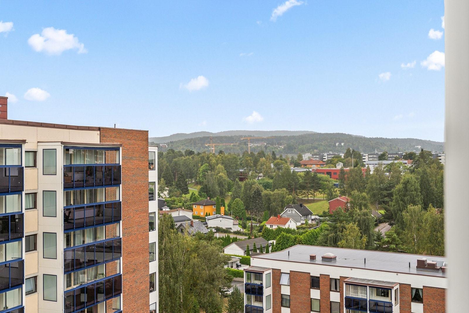 Sydøstvendt balkong med herlig utsikt Galleribilde