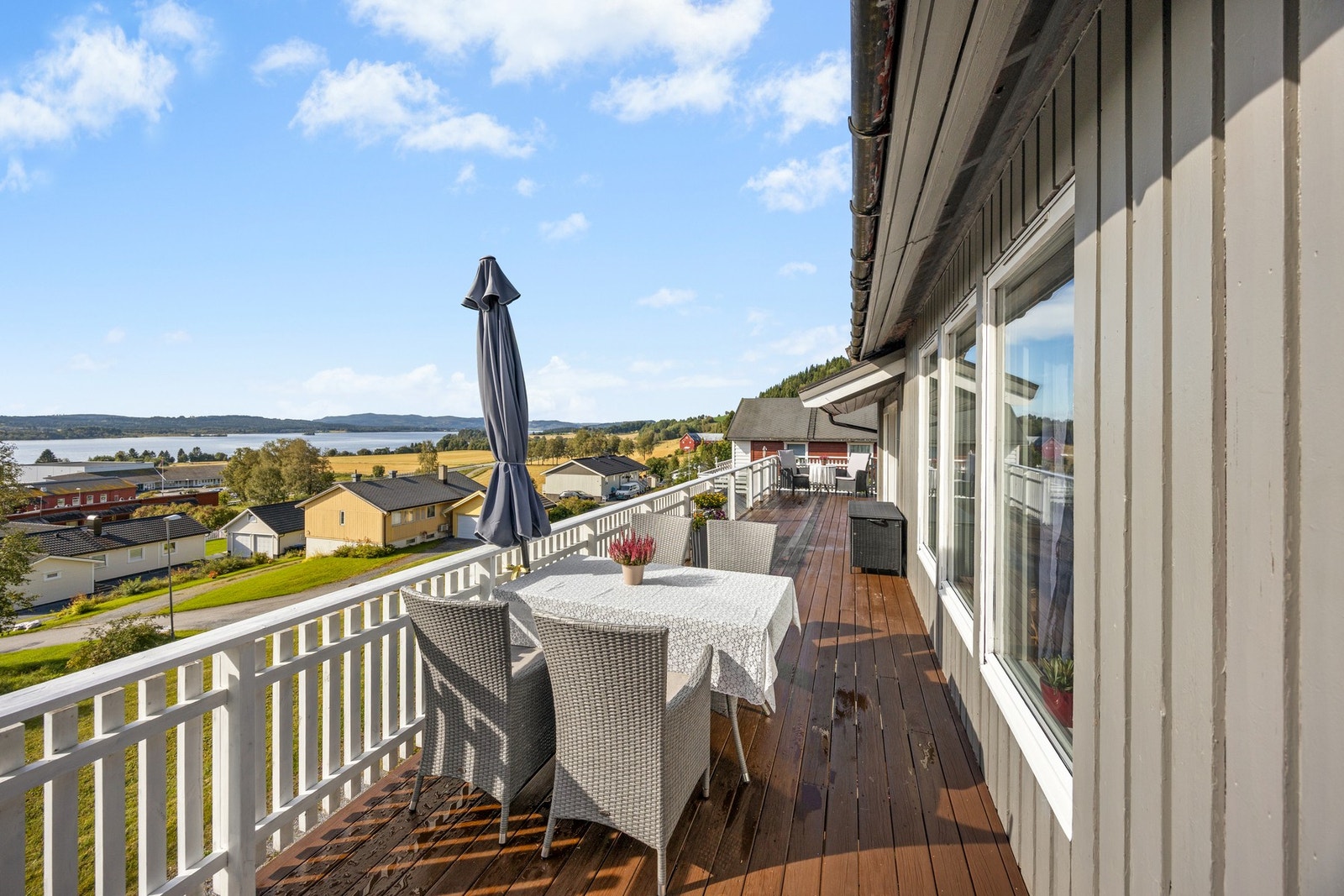 God plass til utemøblement Galleribilde