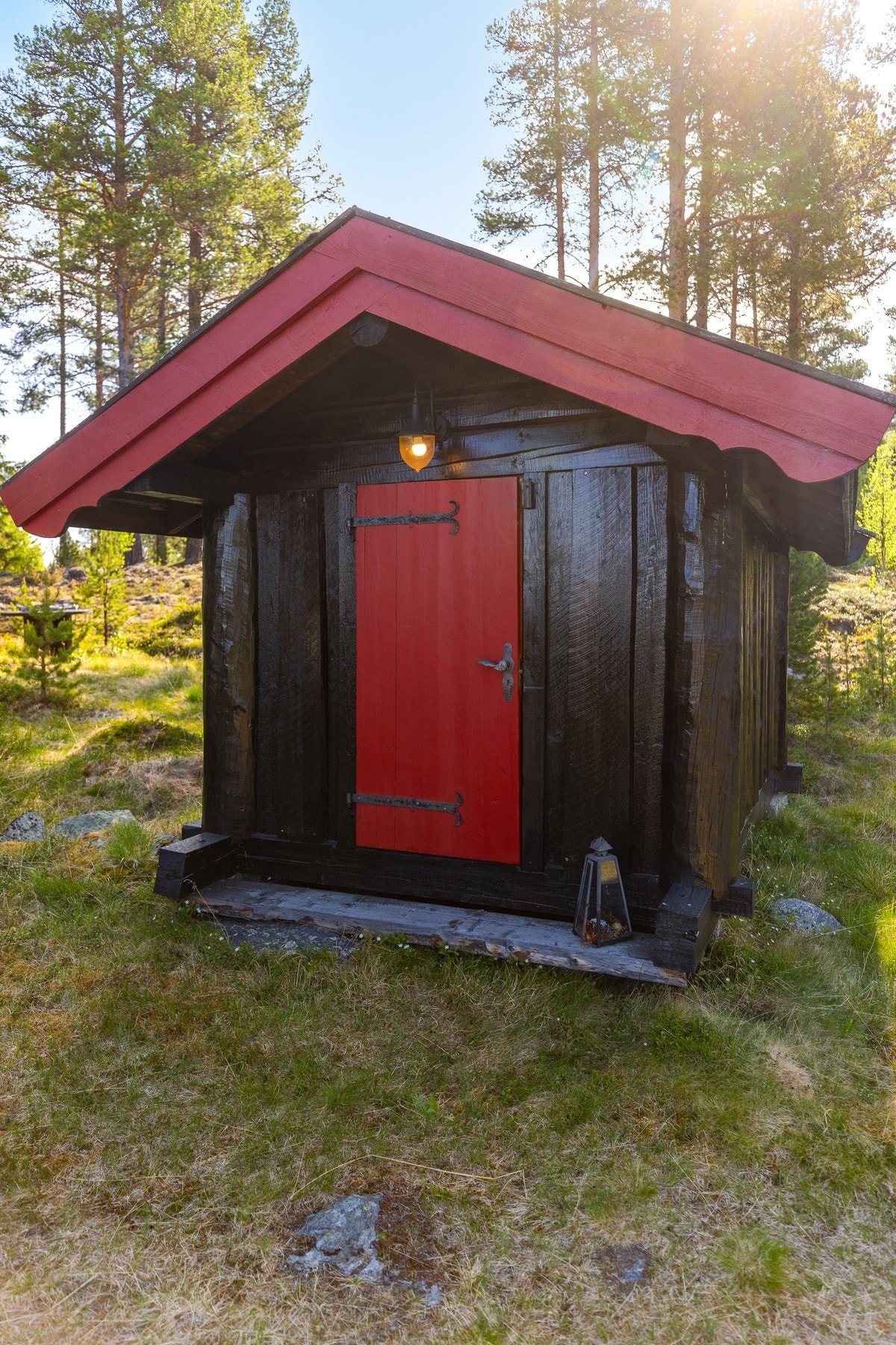 Annekset er bygget i 1999 og har ett rom som i dag er innredet med køyeseng Galleribilde