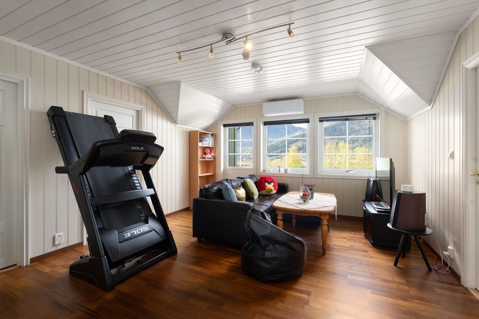 Loftsstue i 2. etasje Galleribilde