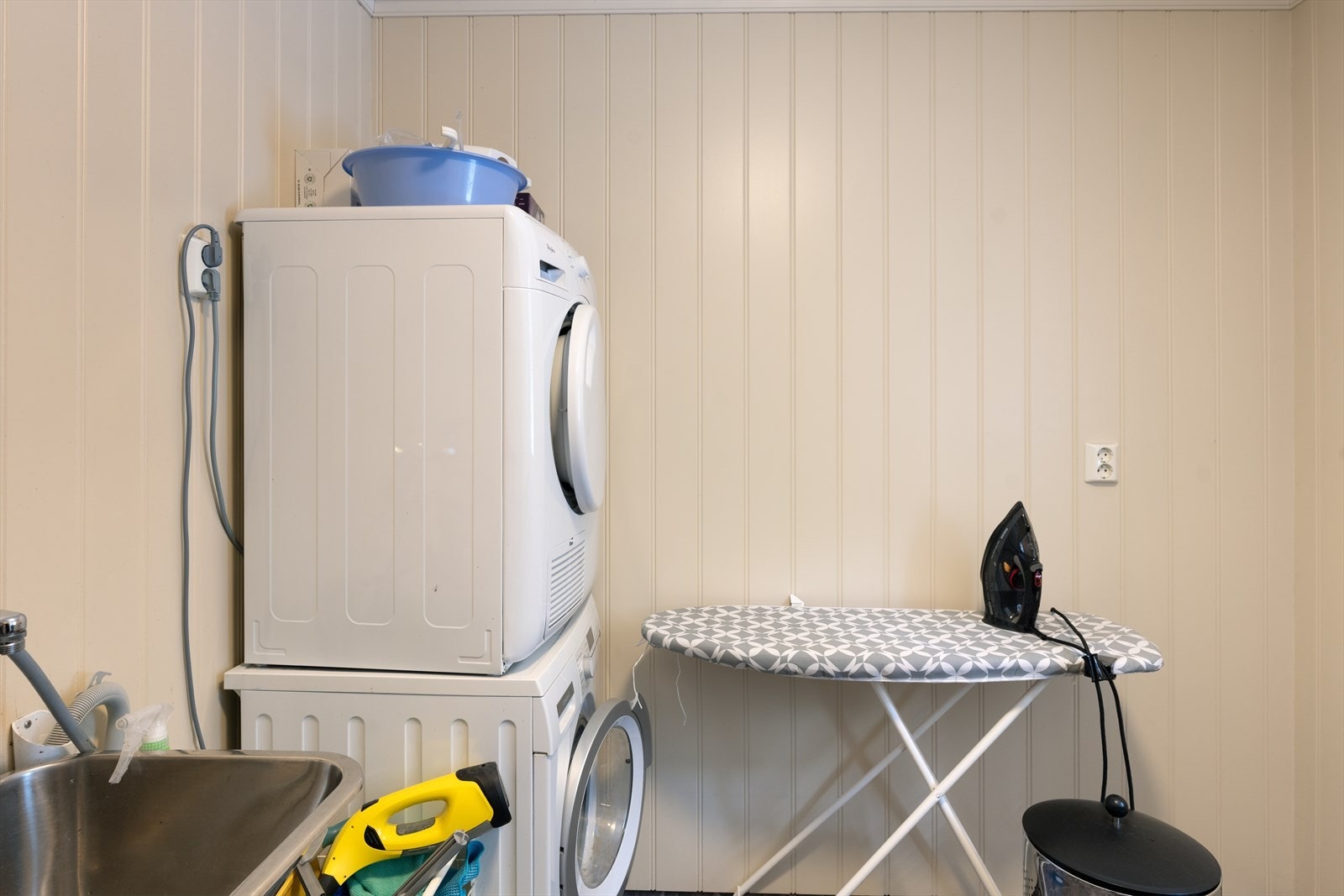 Vaskerom i hovedetasjen. Galleribilde