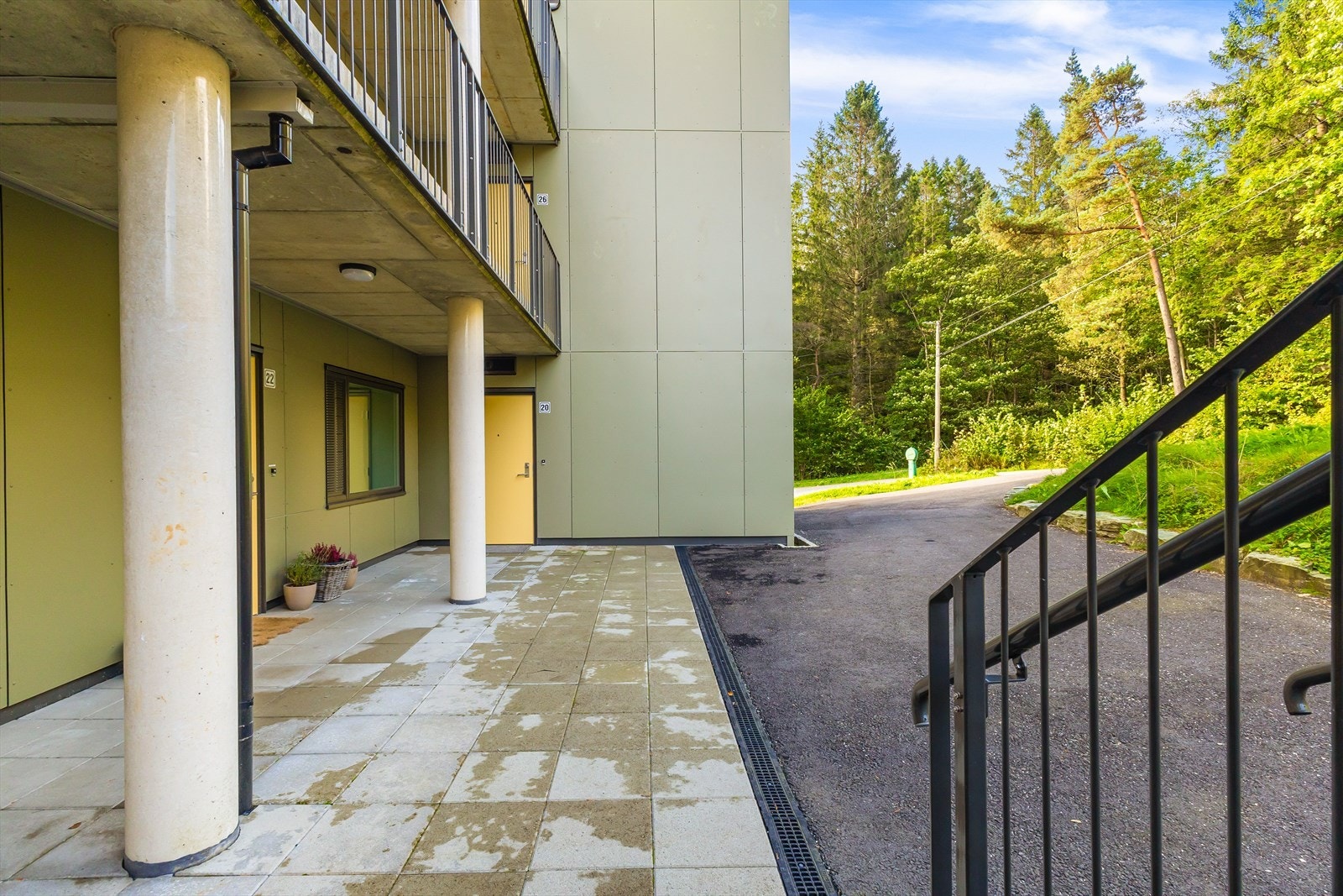 Pent opparbeidet inngangsparti. Galleribilde