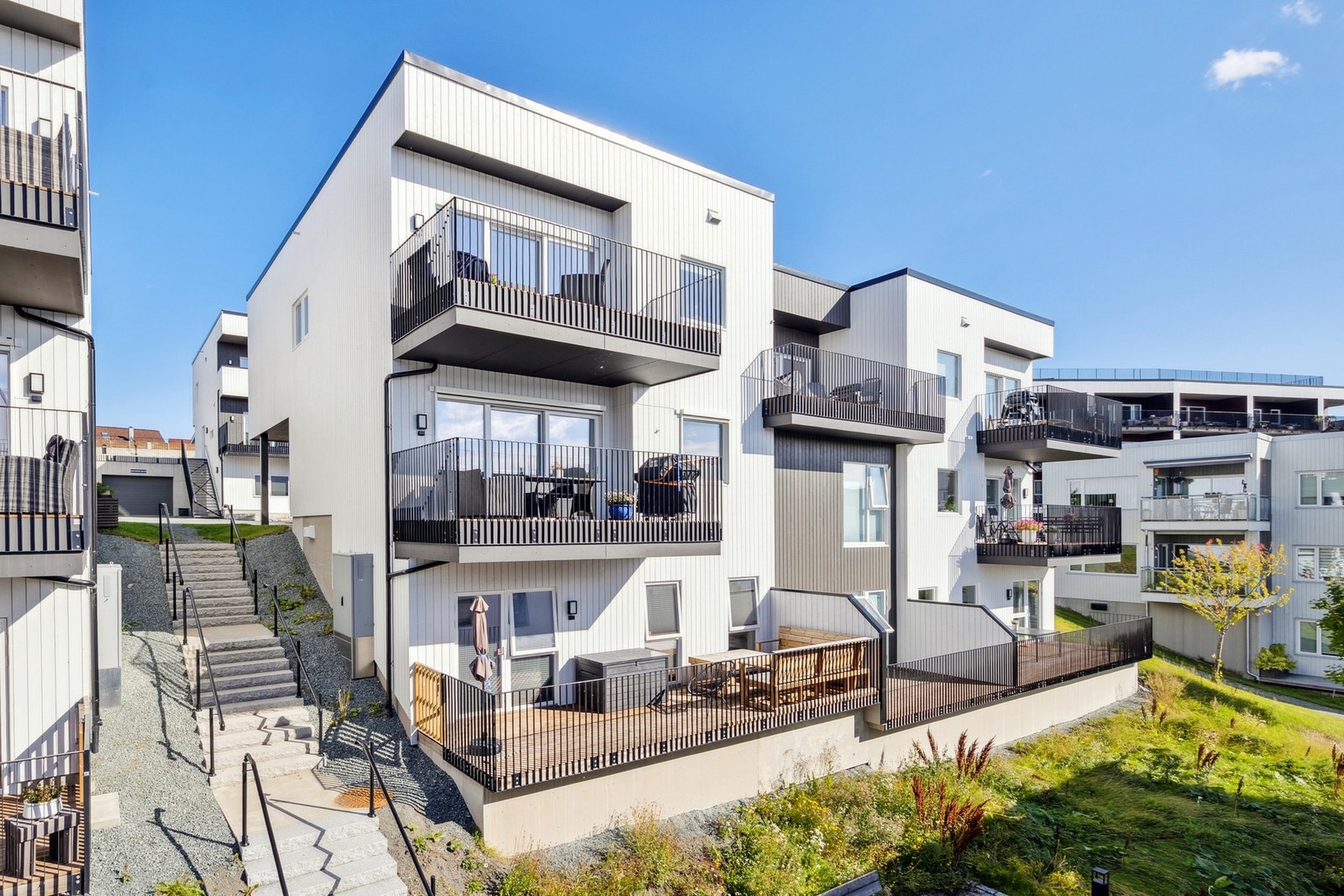 EIE eiendomsmegling v/Daniel Lanto har gleden av å presentere Lundlia 12! Galleribilde