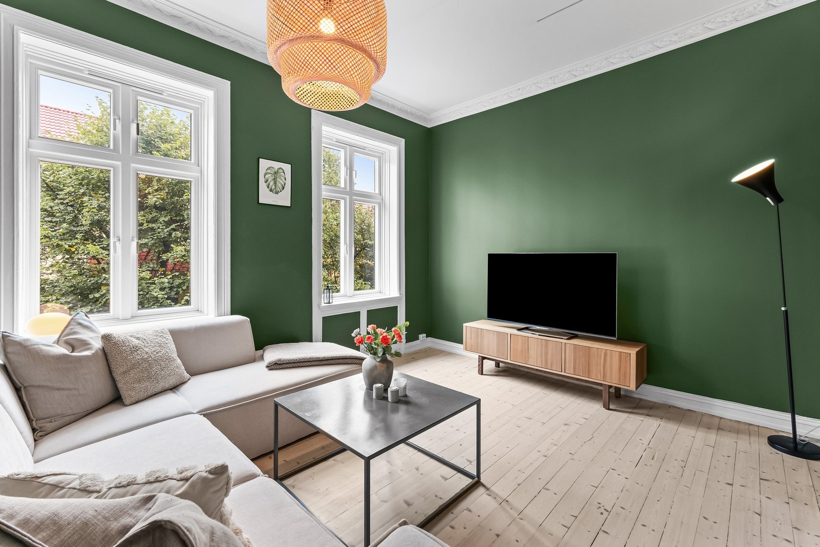 Stue 2/Soverom 2 | Stort rom med flere bruksmuligheter | Rommet vender ut mot rolig blindvei Galleribilde