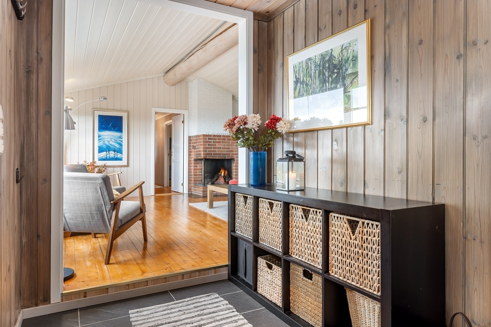 I gangen er det også plass til oppbevaring av sko og yttertøy. Galleribilde