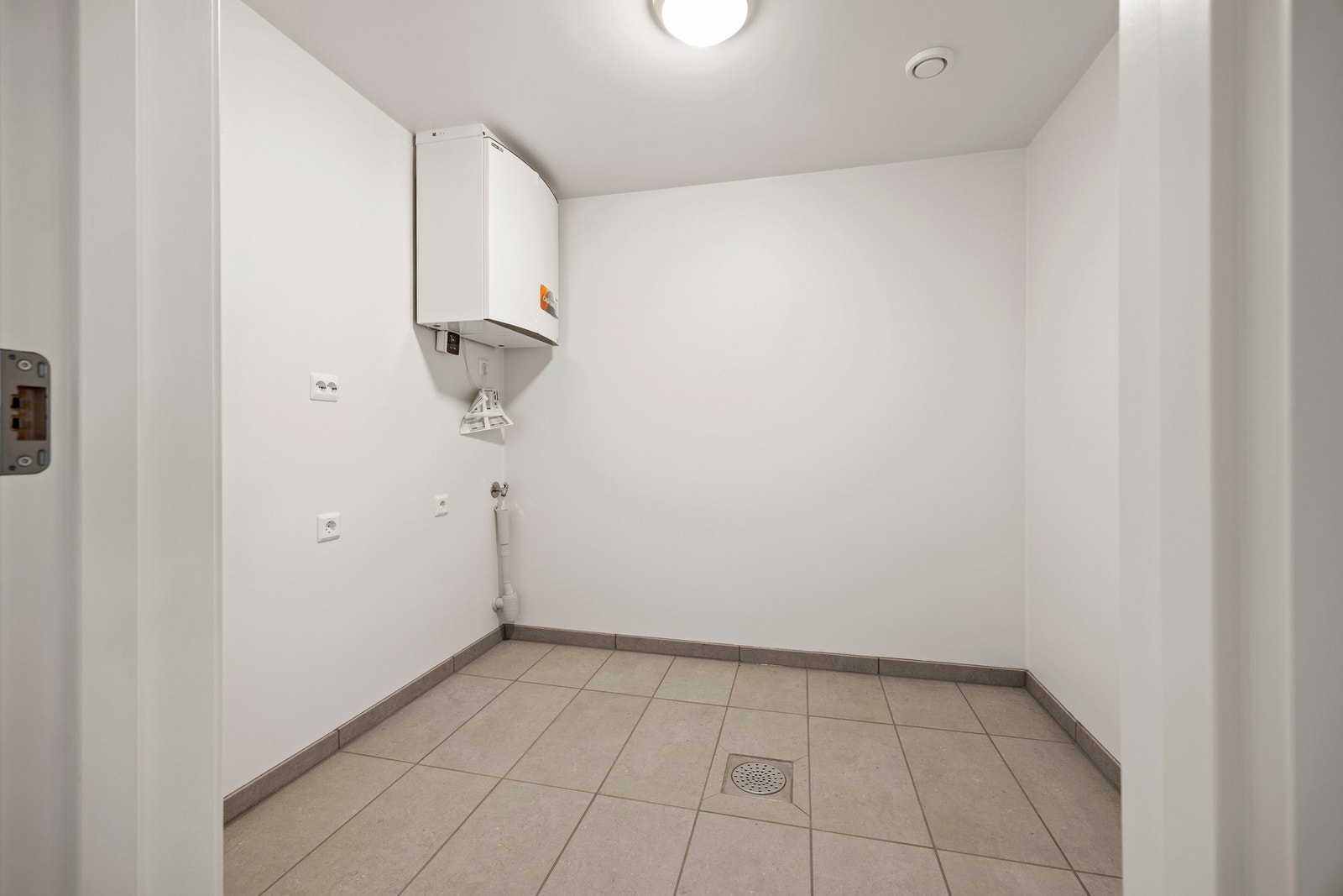 Vaskerom/bod - 5 kvm. Det er i tillegg ekstern bod ved parkering i kjeller. Galleribilde