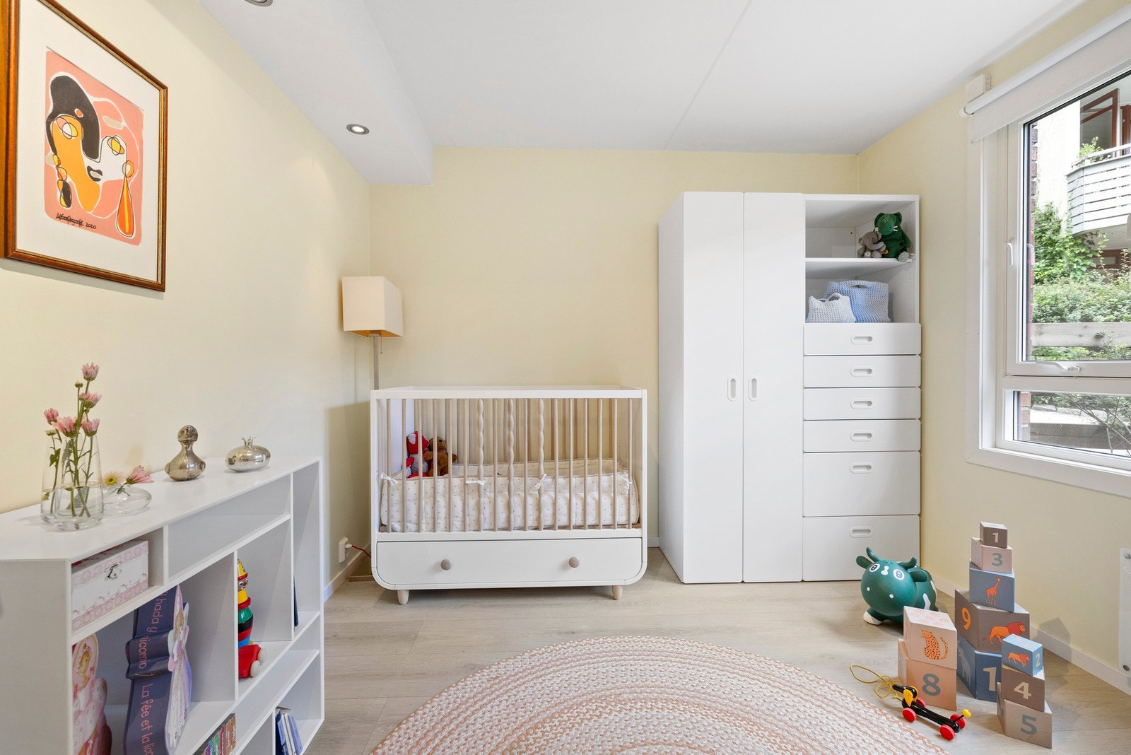 - Soverom II med plass til alt fra seng, kontorpult eller kommoder - Galleribilde