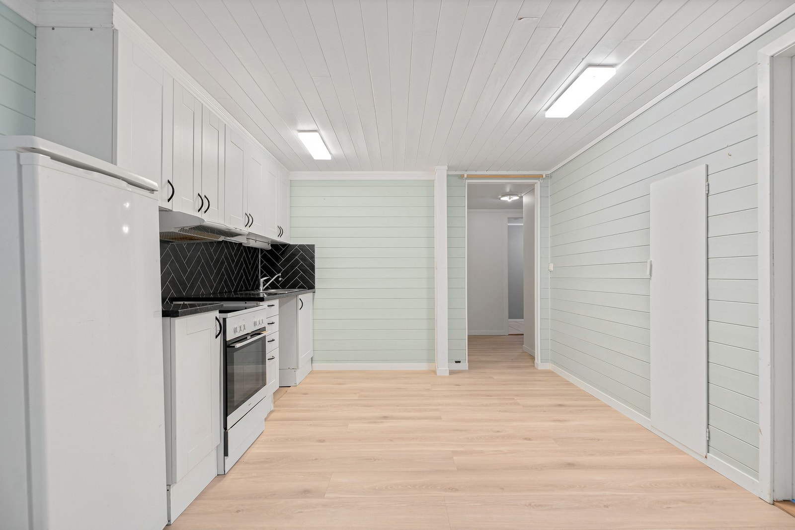 Kjøkken i underetasjen Galleribilde