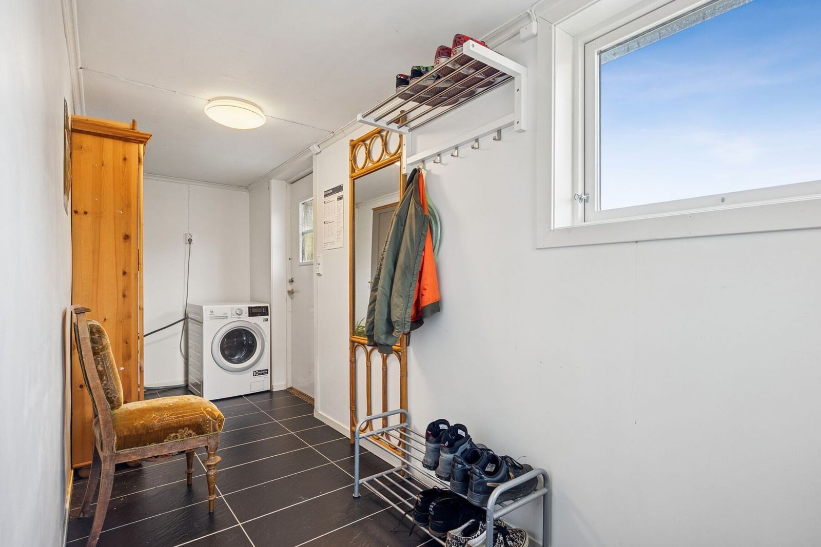 Utleiedel - Entré på 7 kvm. Galleribilde