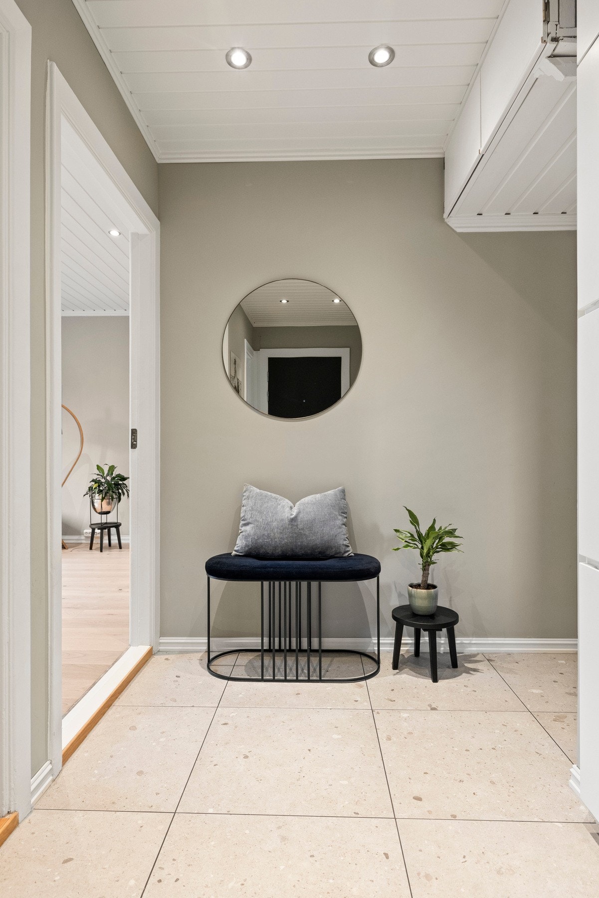 Materialvalgene gir et moderne og ryddig inntrykk Galleribilde