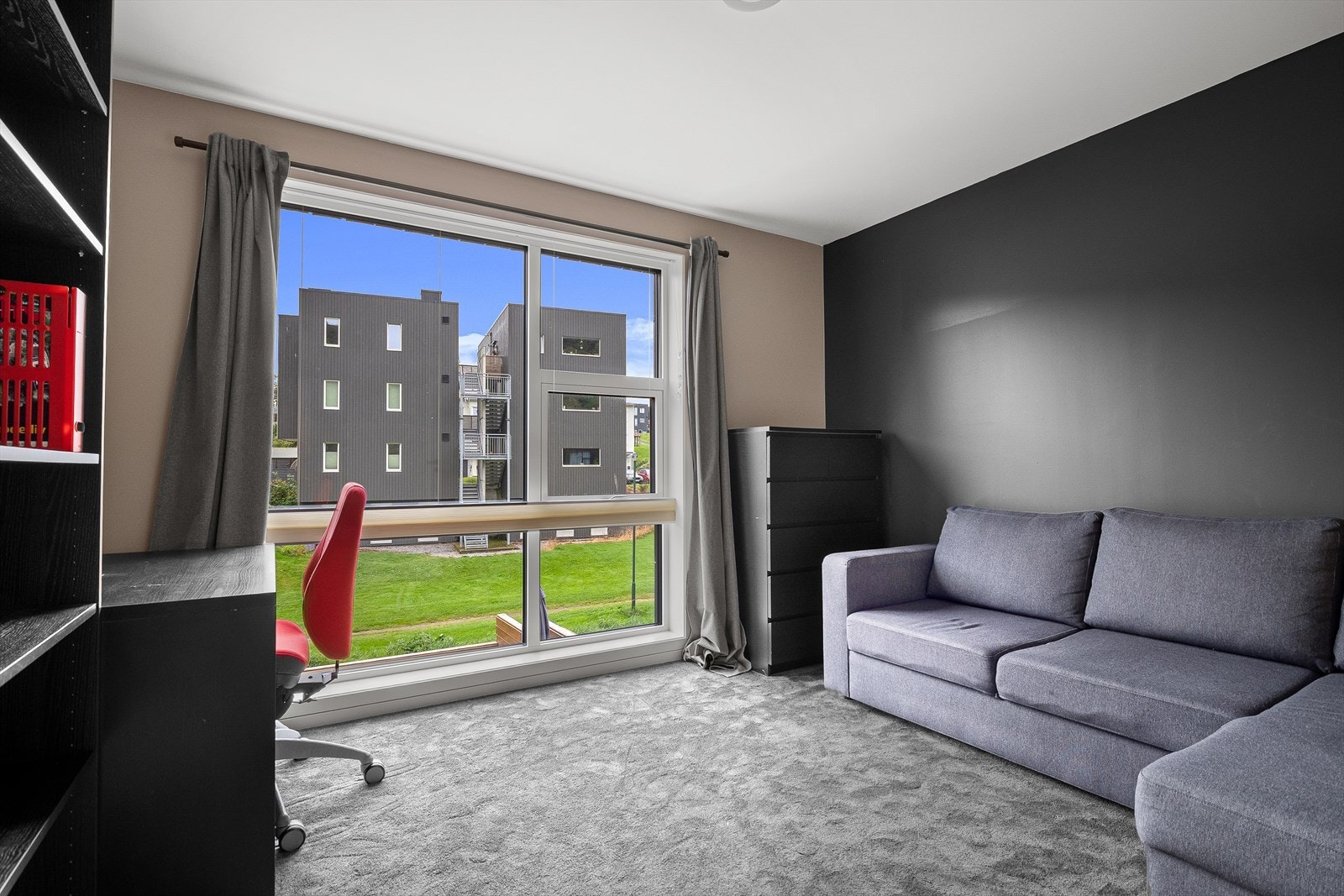 Soverom 3 er i dag brukt som gjesterom/kontor. Galleribilde