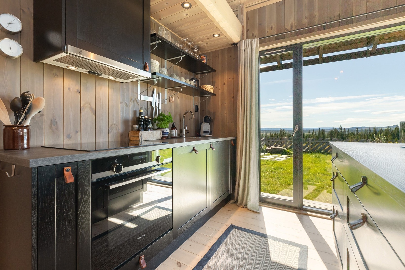 Integrerte hvitevarer for et sømløst og ryddig uttrykk Galleribilde