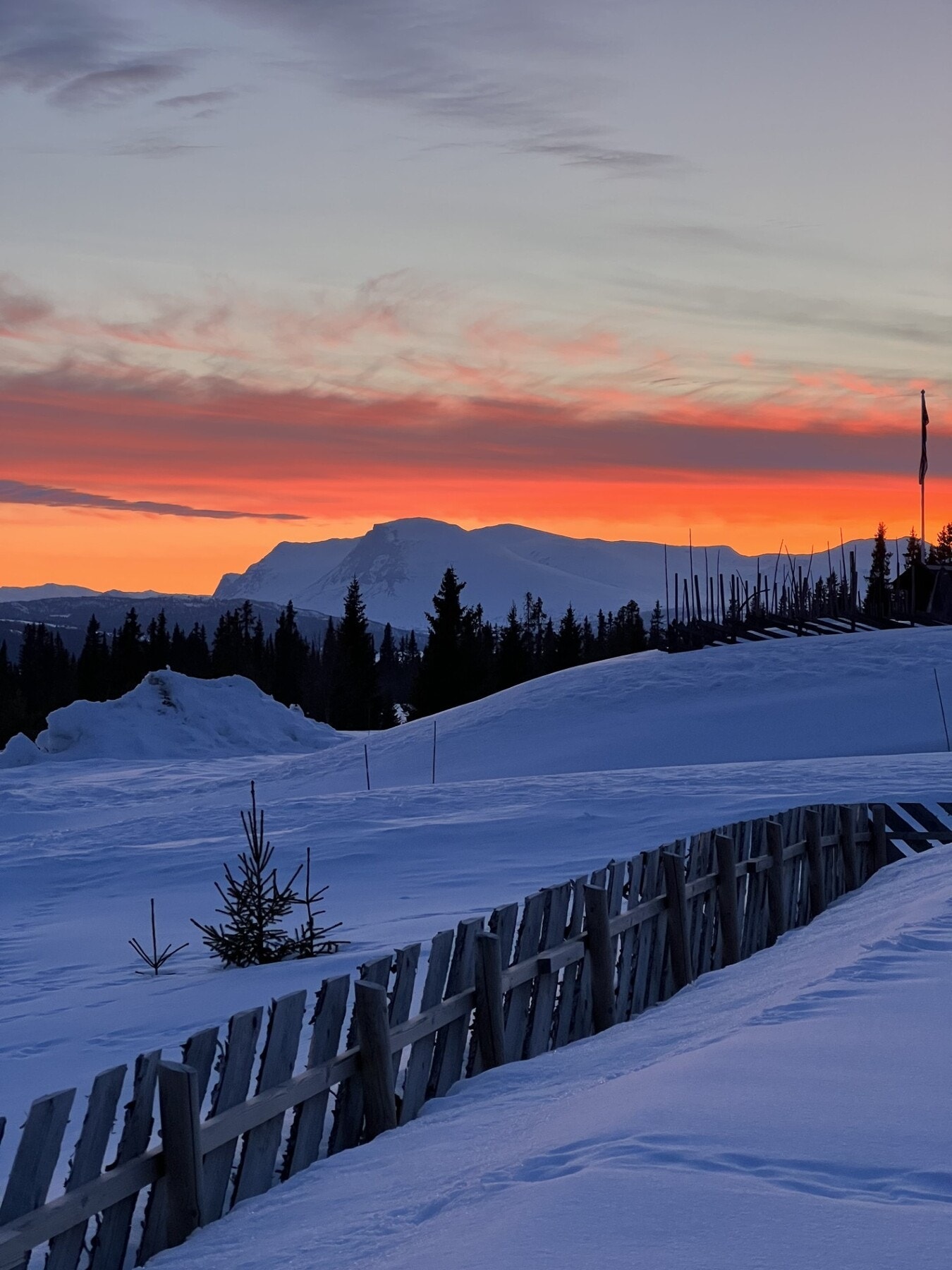 Flott solnedgang - fra selgers arkiv Galleribilde