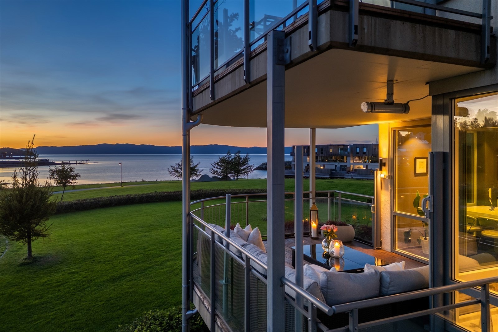 Grilstad Marina er en av Trondheims mest etterspurte boligområder, og sjeldent kommer det boliger til salg med slike kvaliteter. Galleribilde